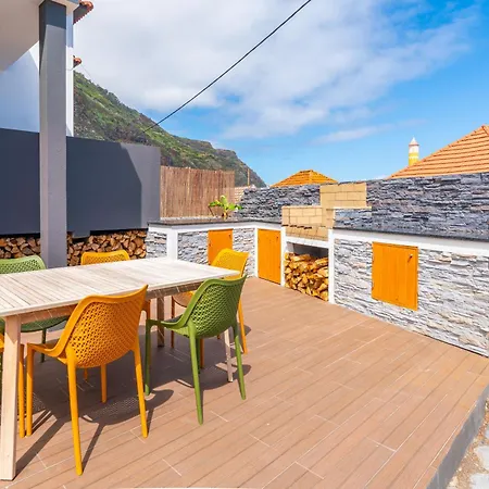 Lighthouse View- Pool Villa Porto Moniz