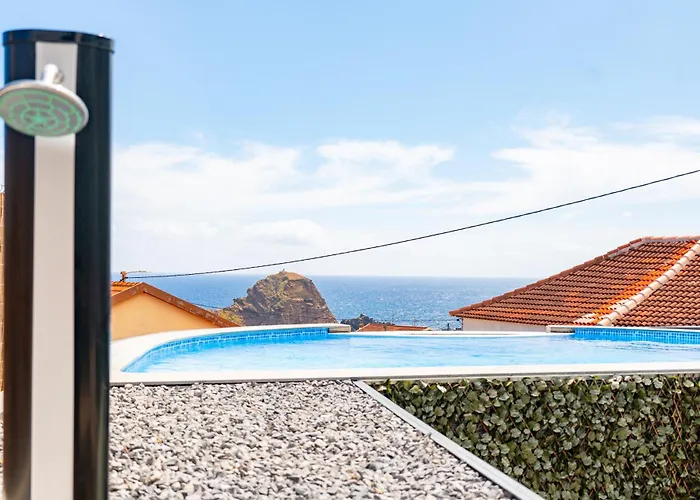 Lighthouse View- Pool Villa